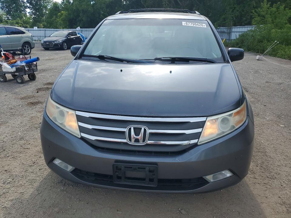67799426 :رقم المزاد ، 5FNRL5H92BB507758 vin ، 2011 Honda Odyssey مزاد بيع