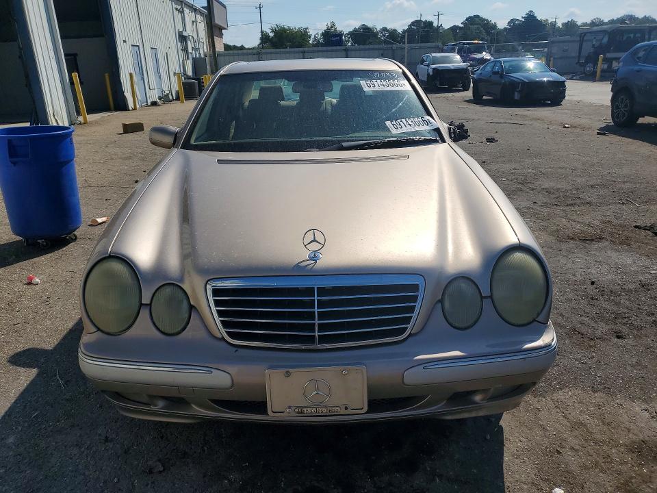 2002 Mercedes-benz E მანქანა იყიდება აუქციონზე, vin: WDBJF65J72B500492, აუქციონის ნომერი: 69143666