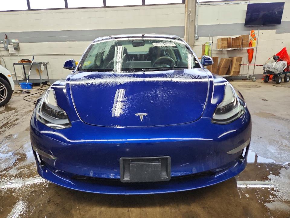65961626 :رقم المزاد ، 5YJ3E1EA2NF371269 vin ، 2022 Tesla Model 3 مزاد بيع