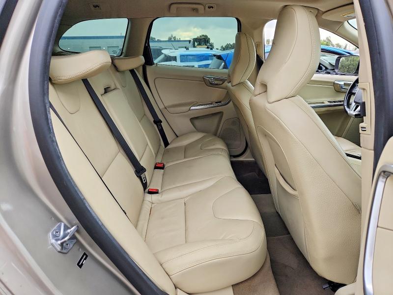 2014 Volvo Xc60 მანქანა იყიდება აუქციონზე, vin: YV4902DZ8E2510259, აუქციონის ნომერი: 69154666