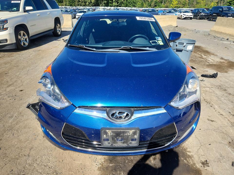 70505366 :رقم المزاد ، KMHTC6AD4HU316591 vin ، 2017 Hyundai Veloster مزاد بيع