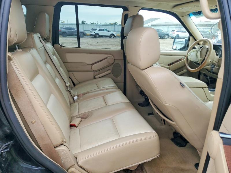 Продажа на аукционе авто 2006 Ford Explorer, vin: 1FMEU74E16UA61671, номер лота: 68543196