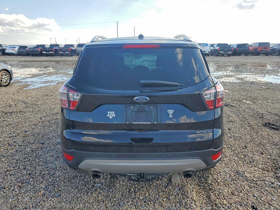 Продаж на аукціоні авто 2017 Ford Escape, vin: 1FMCU0JD8HUA93238, номер лоту: 69906626