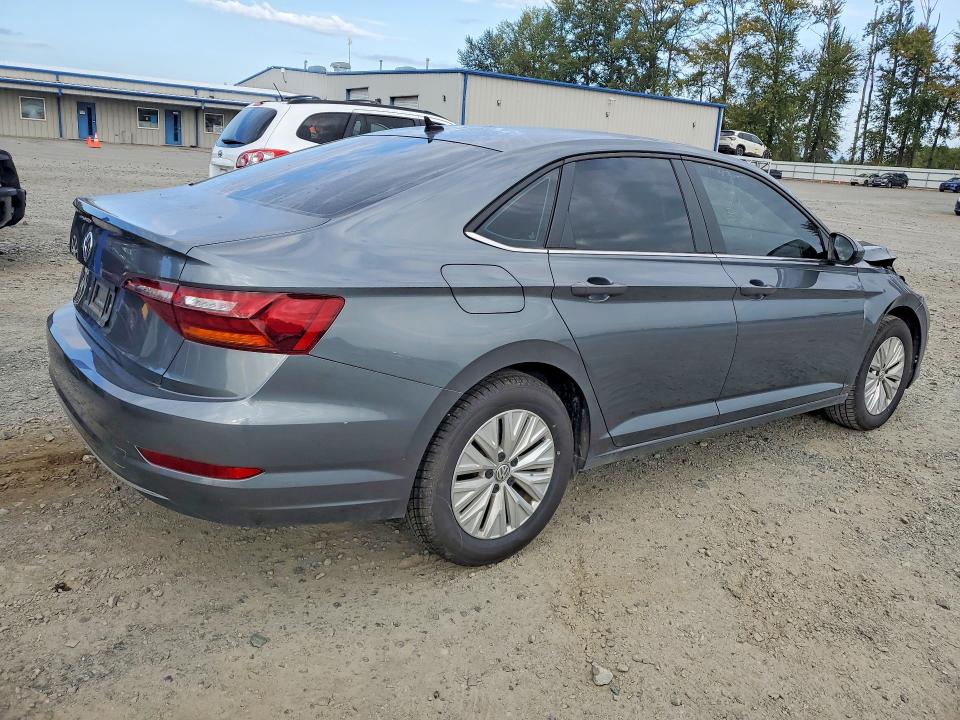 69183526 :رقم المزاد ، 3VWCB7BU8KM146062 vin ، 2019 Volkswagen Jetta مزاد بيع