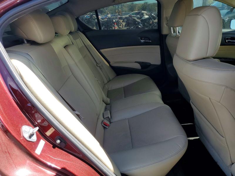 68183996 :رقم المزاد ، 19VDE1F52FE005673 vin ، 2015 Acura Ilx مزاد بيع
