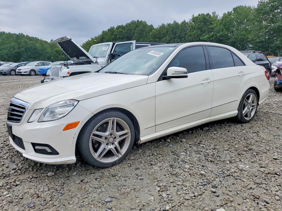 67830036 :رقم المزاد ، WDDHF8HB9BA416458 vin ، 2011 Mercedes-benz E مزاد بيع