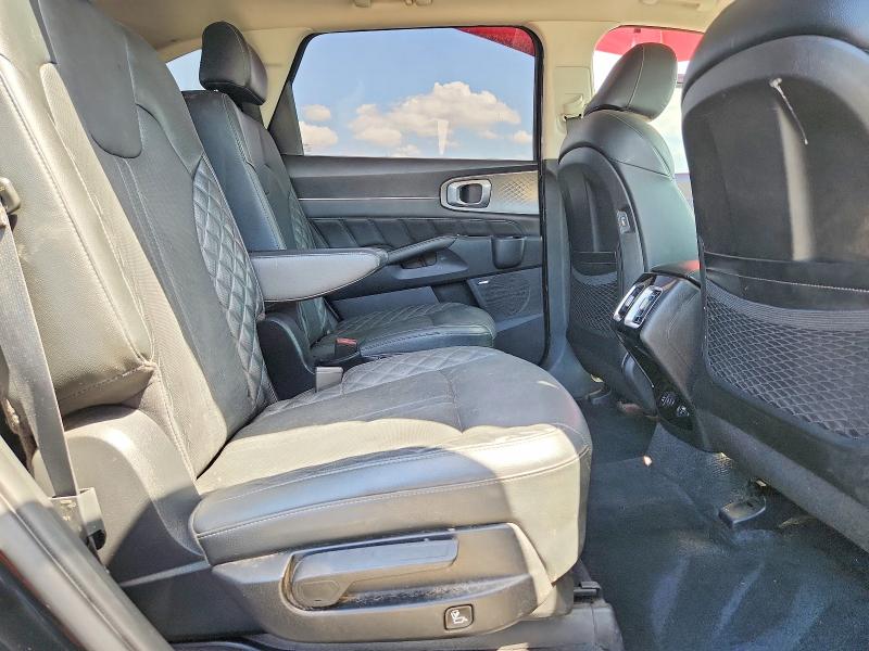 68401776 :رقم المزاد ، 5XYRK4LF9NG158752 vin ، 2022 Kia Sorento مزاد بيع