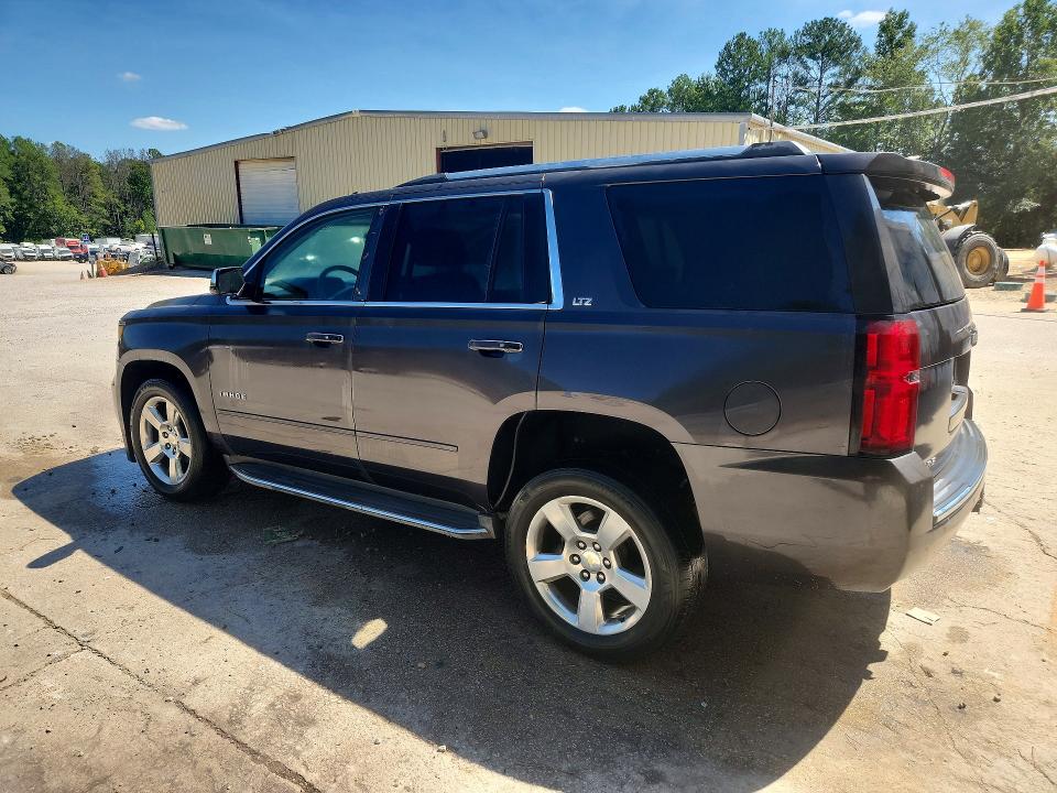 69183736 :رقم المزاد ، 1GNSKCKC9FR202441 vin ، 2015 Chevrolet Tahoe مزاد بيع