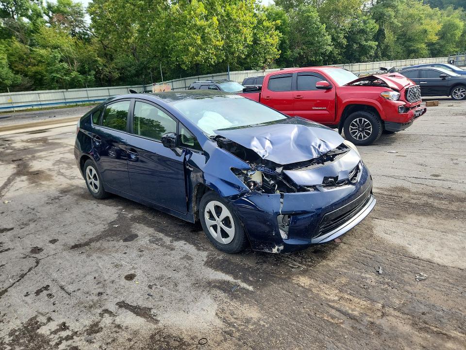 67893076 :رقم المزاد ، JTDKN3DU1F1914740 vin ، 2015 Toyota Prius مزاد بيع