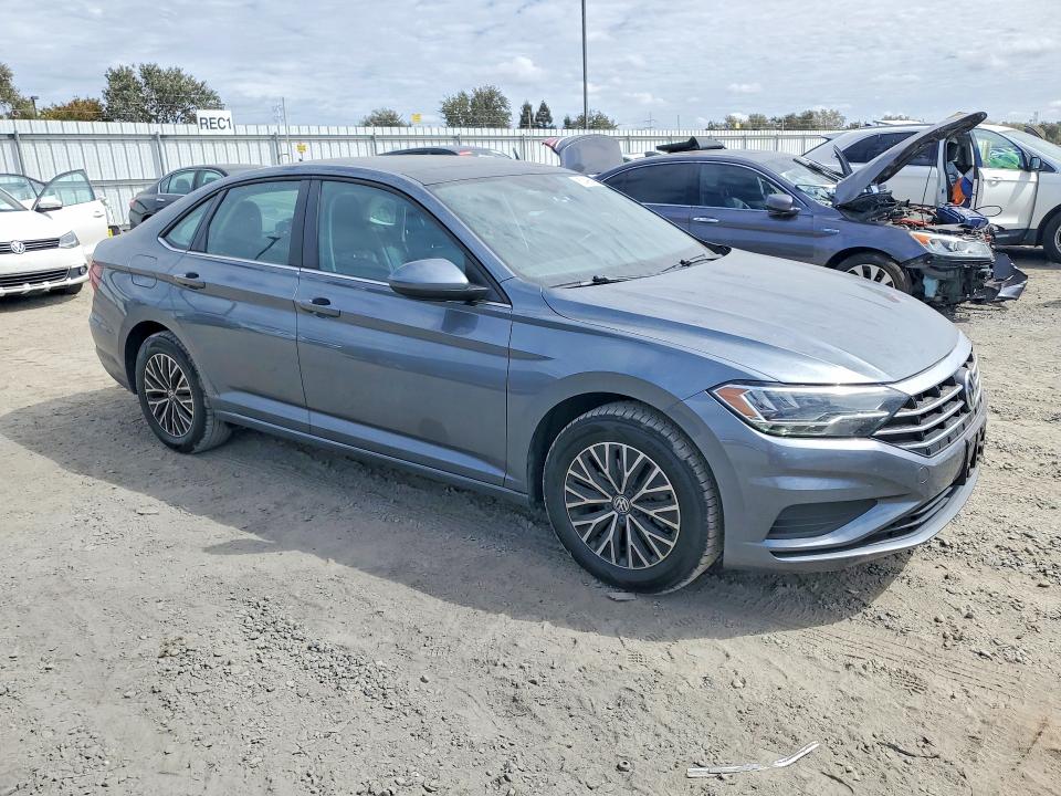 67496816 :رقم المزاد ، 3VWC57BU4MM022512 vin ، 2021 Volkswagen Jetta مزاد بيع