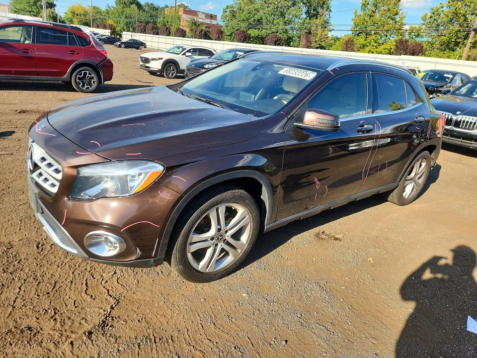 68232226 :رقم المزاد ، WDCTG4GB6JJ447039 vin ، 2018 Mercedes-benz Gla مزاد بيع
