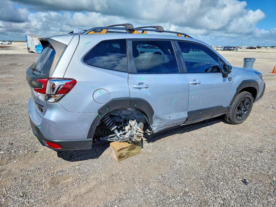 70251886 :رقم المزاد ، JF2SKAMC1PH528799 vin ، 2023 Subaru Forester مزاد بيع