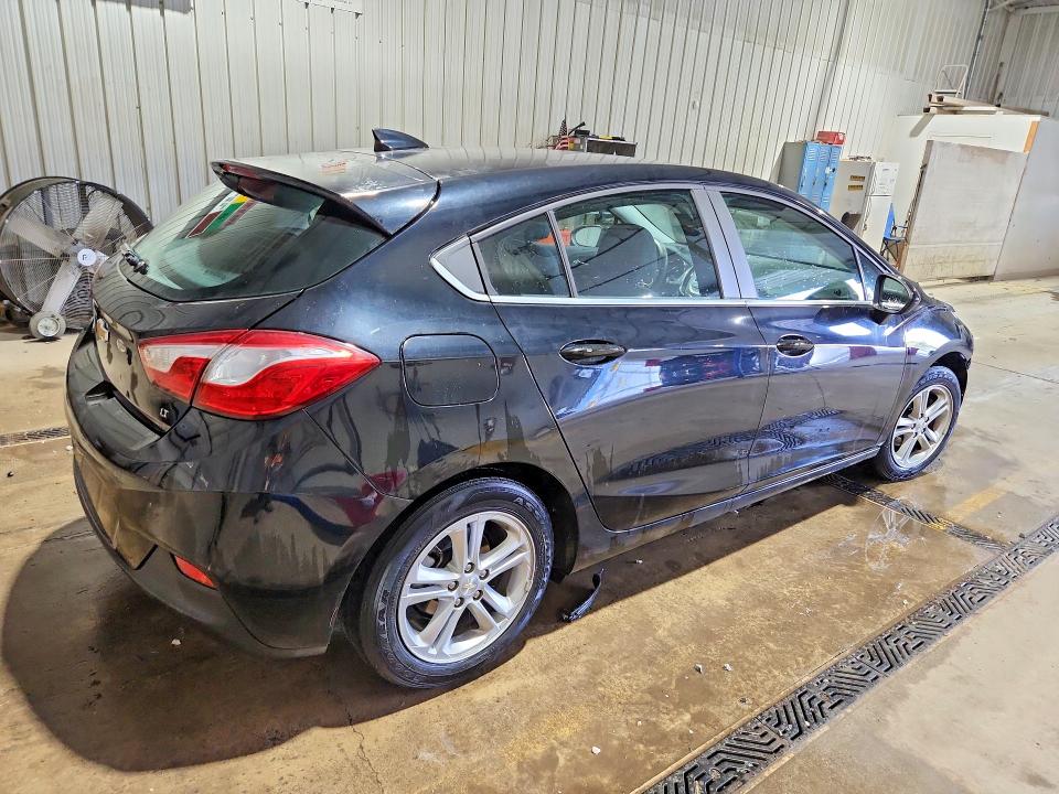 2017 Chevrolet Cruze მანქანა იყიდება აუქციონზე, vin: 3G1BE6SM1HS577078, აუქციონის ნომერი: 69432906