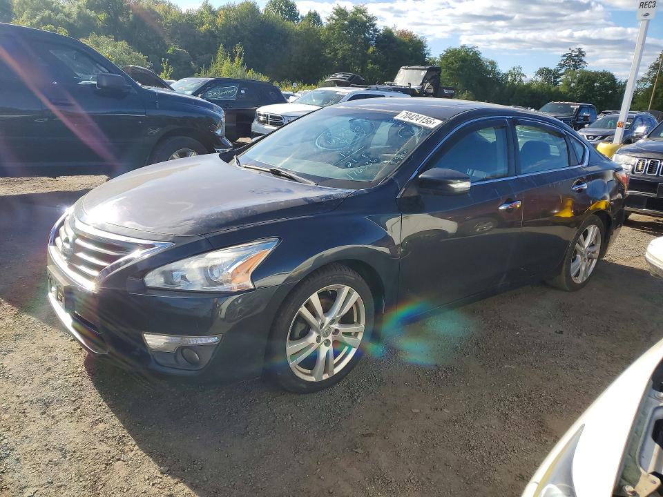 2013 Nissan Altima მანქანა იყიდება აუქციონზე, vin: 1N4BL3AP9DC203704, აუქციონის ნომერი: 70424156