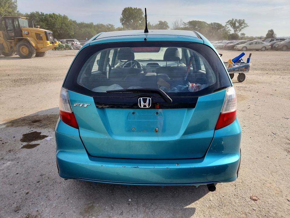 67779426 :رقم المزاد ، JHMGE8H30CC005035 vin ، 2012 Honda Fit مزاد بيع