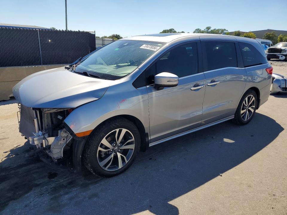 70473056 :رقم المزاد ، 5FNRL6H85NB023343 vin ، 2022 Honda Odyssey مزاد بيع