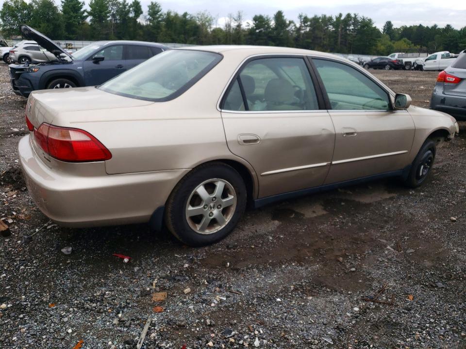 68048826 :رقم المزاد ، 1HGCG6694YA087457 vin ، 2000 Honda Accord مزاد بيع