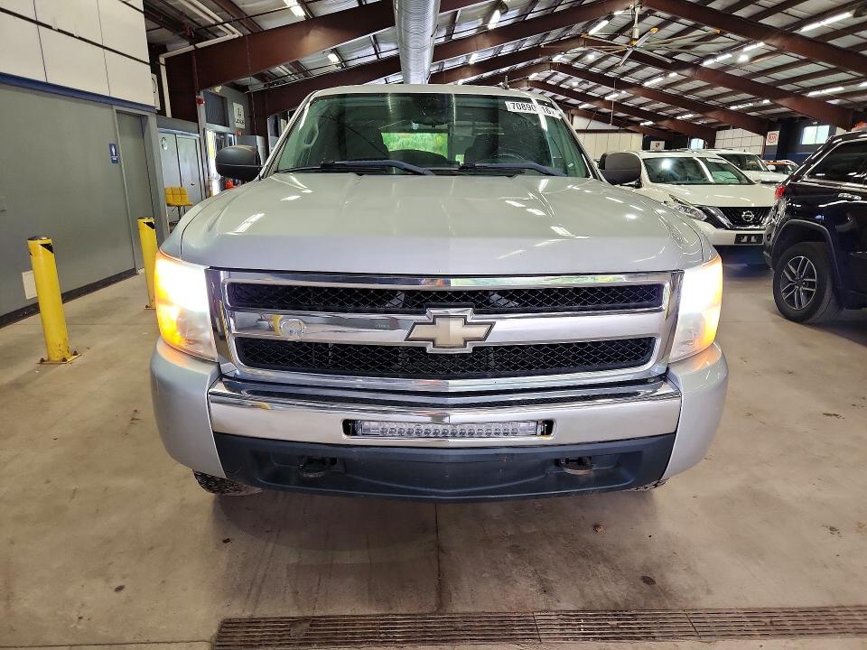 2010 Chevrolet Silverado მანქანა იყიდება აუქციონზე, vin: 1GCSKSE31AZ109324, აუქციონის ნომერი: 70890316