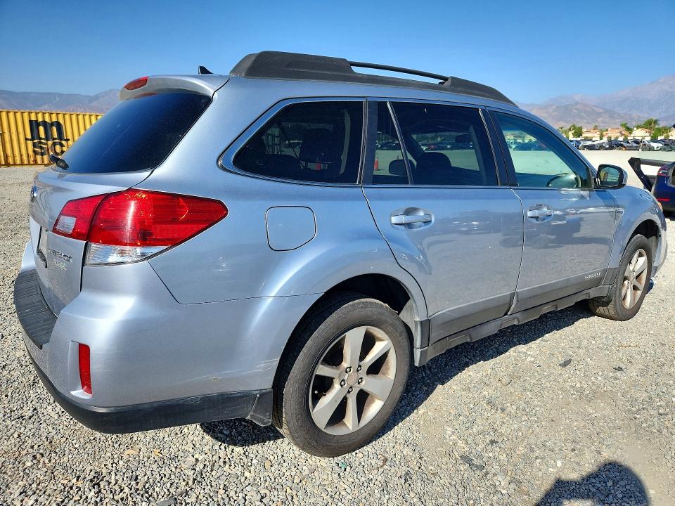 68828856 :رقم المزاد ، 4S4BRBCC9E3291700         vin ، 2014 Subaru Outback مزاد بيع