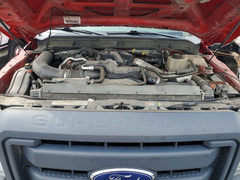 69921846 :رقم المزاد ، 1FD0X5HT7FED10726 vin ، 2015 Ford F550 مزاد بيع