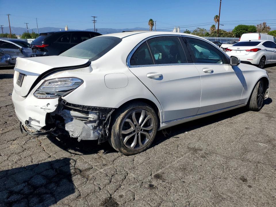 Продажа на аукционе авто 2017 Mercedes-benz C, vin: 55SWF4JBXHU232830, номер лота: 67734896