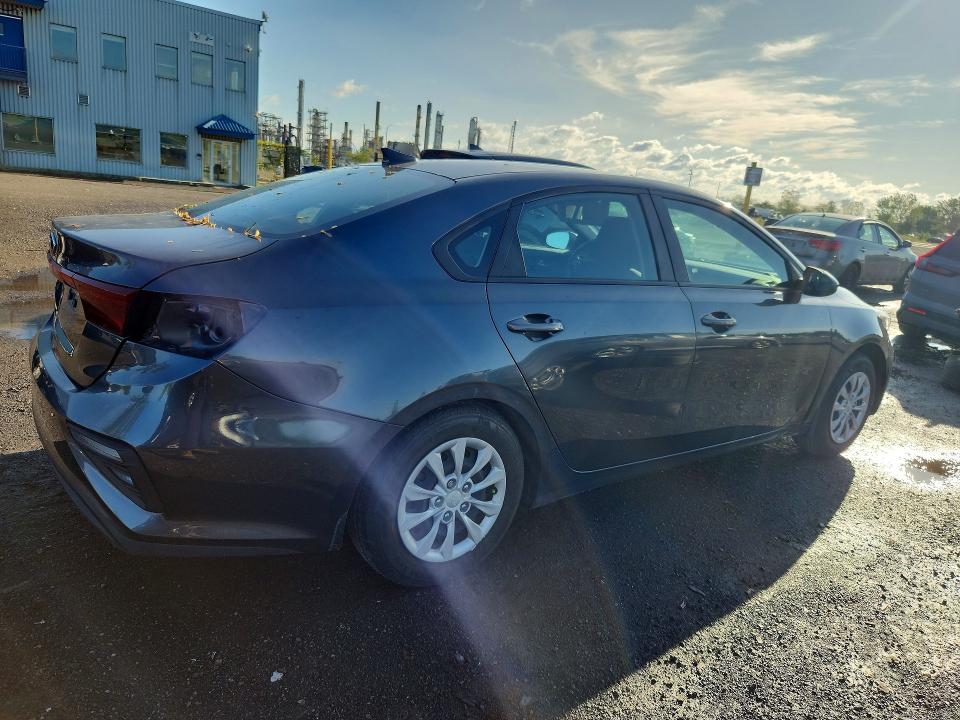 2021 Kia Forte მანქანა იყიდება აუქციონზე, vin: 3KPF24AD4ME366330, აუქციონის ნომერი: 67962276