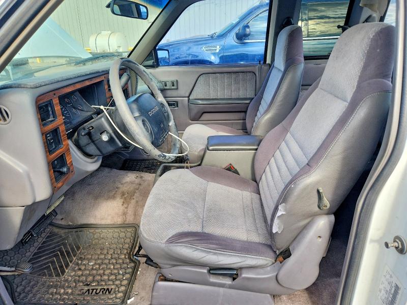 68025876 :رقم المزاد ، 1B7GL23X8SS258347 vin ، 1995 Dodge Dakota مزاد بيع