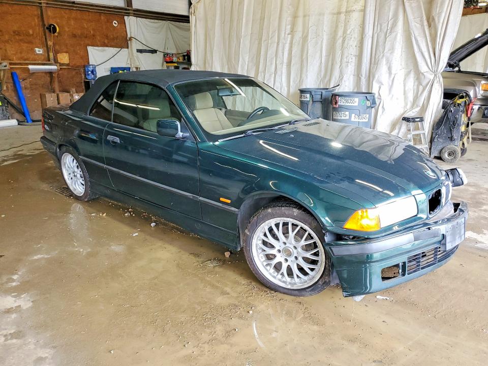 67008906 :رقم المزاد ، WBABJ7335XEA17863 vin ، 1999 Bmw 323 مزاد بيع
