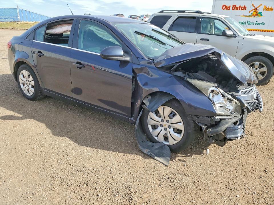 2014 Chevrolet Cruze მანქანა იყიდება აუქციონზე, vin: 1G1PC5SB5E7116075, აუქციონის ნომერი: 67538236