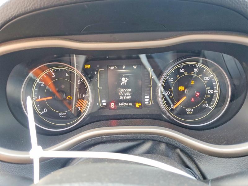 2015 Jeep Cherokee მანქანა იყიდება აუქციონზე, vin: 1C4PJLAB4FW631806, აუქციონის ნომერი: 70371526