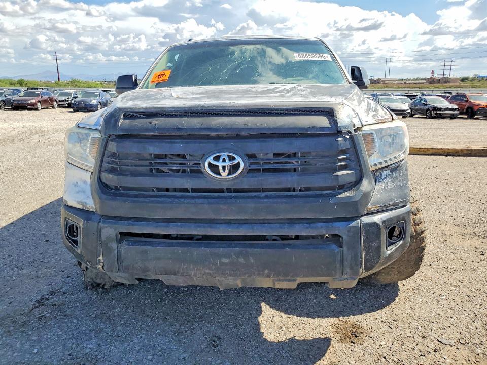 Продажа на аукционе авто 2017 Toyota Tundra, vin: 5TFDW5F16HX595100, номер лота: 68659696