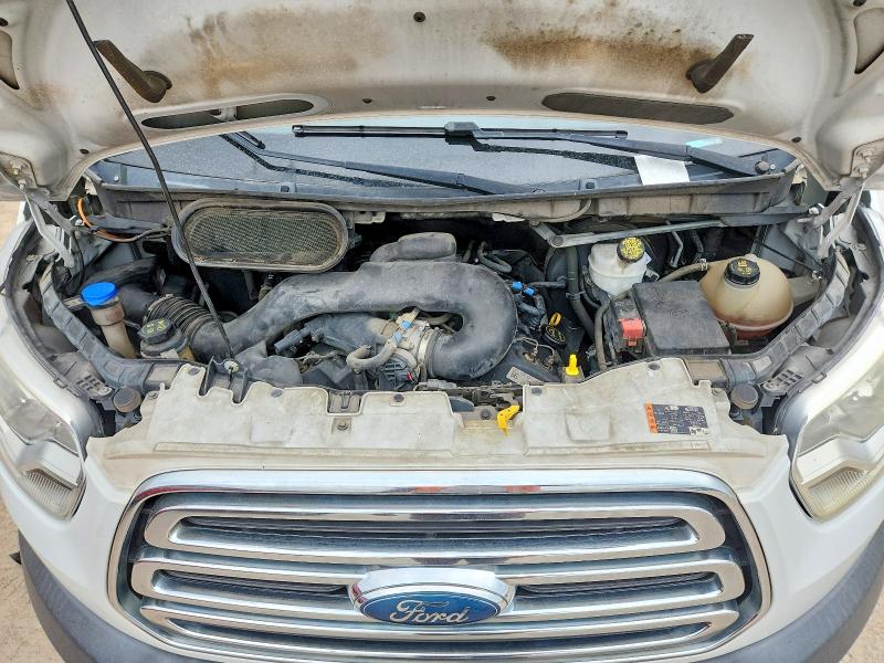 67493196 :رقم المزاد ، 1FTYR1YM8JKA63424 vin ، 2018 Ford Transit مزاد بيع