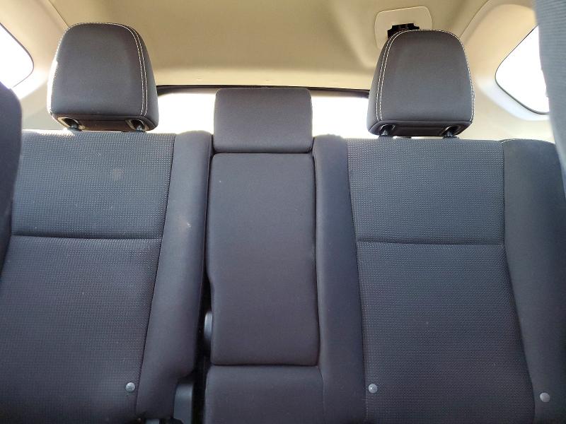 Продажа на аукционе авто 2018 Toyota Rav4, vin: 2T3RFREV7JW704997, номер лота: 67662656