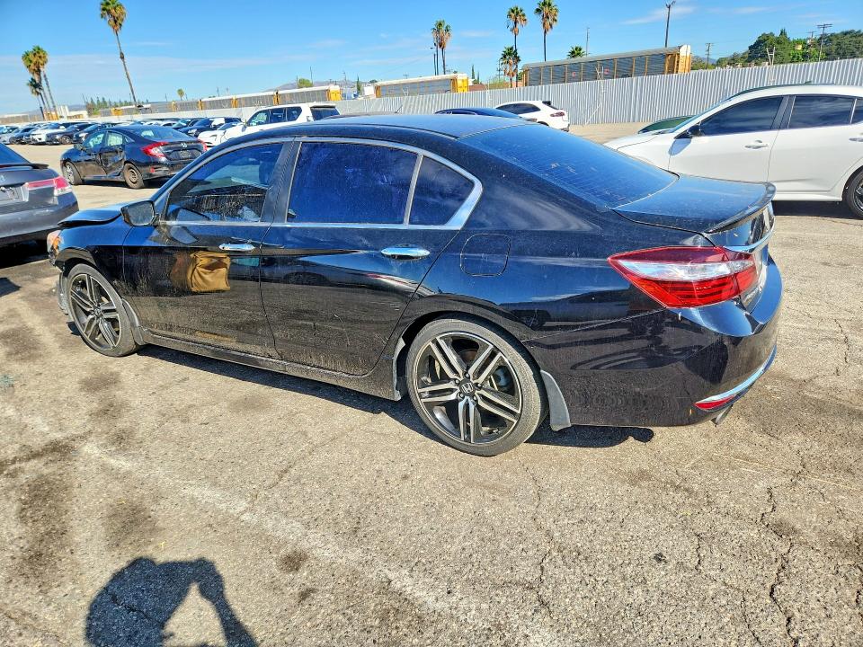 Продажа на аукционе авто 2016 Honda Accord, vin: 1HGCR2F64GA136700, номер лота: 68505036