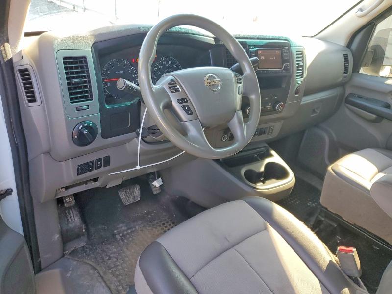 68109876 :رقم المزاد ، 1N6BF0KM4JN802494 vin ، 2018 Niss Nv1500 مزاد بيع