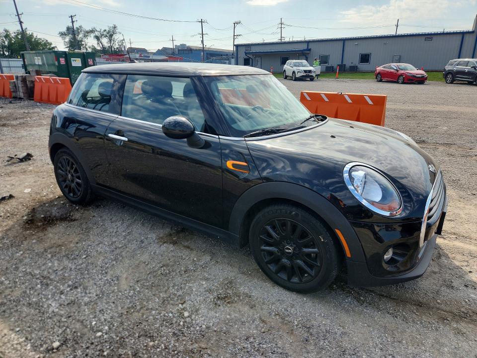 Продажа на аукционе авто 2017 Mini Cooper, vin: WMWXP5C55H2D16492, номер лота: 67508786