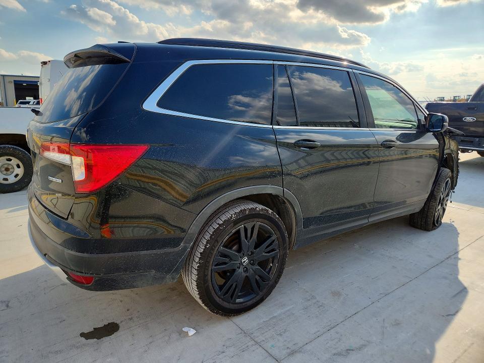70624596 :رقم المزاد ، 5FNYF5H24MB009814 vin ، 2021 Honda Pilot مزاد بيع