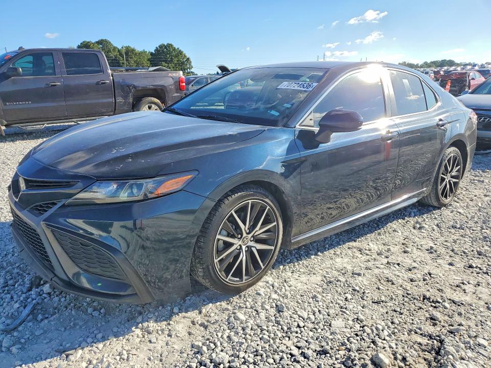 Продаж на аукціоні авто 2021 Toyota Camry, vin: 4T1G11AK7MU432760, номер лоту: 70724536