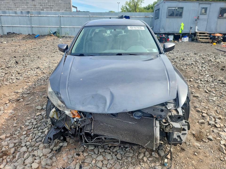 68167056 :رقم المزاد ، 1HGCP2F37AA160914 vin ، 2010 Honda Accord مزاد بيع