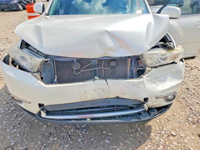 68168376 :رقم المزاد ، 5TDZK3EH4CS057739 vin ، 2012 Toyota Highlander مزاد بيع