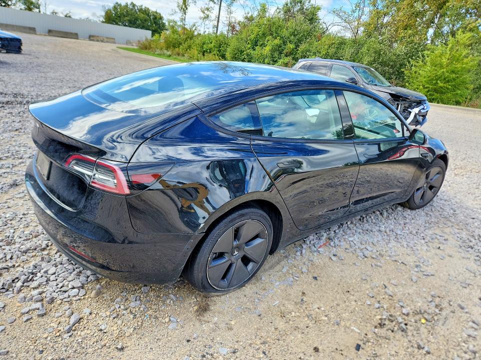 2022 Tesla Model 3 მანქანა იყიდება აუქციონზე, vin: 5YJ3E1EA6NF372019, აუქციონის ნომერი: 69907636