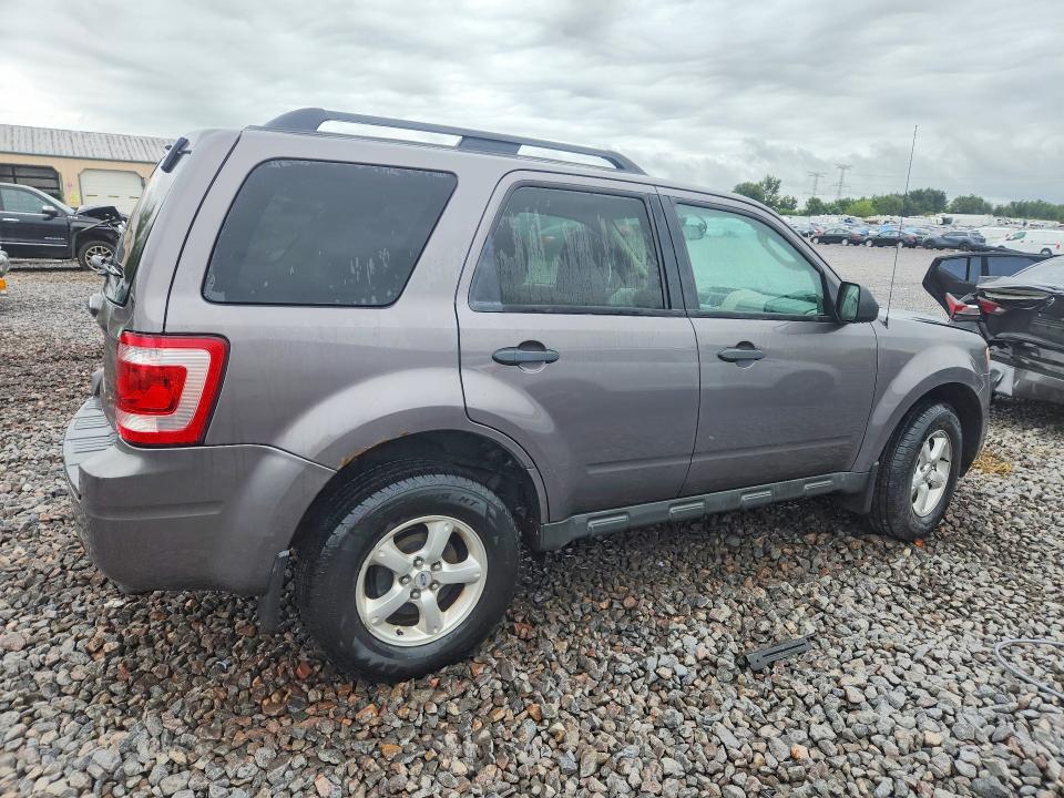 2011 Ford Escape მანქანა იყიდება აუქციონზე, vin: 1FMCU0D78BKB48540, აუქციონის ნომერი: 68387916