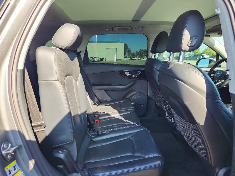 68717876 :رقم المزاد ، WA1VAAF71HD008183 vin ، 2017 Audi Q7 مزاد بيع