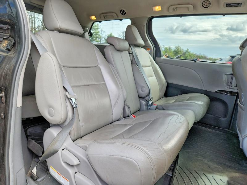 Продажа на аукционе авто 2018 Toyota Sienna, vin: 5TDYZ3DC0JS962022, номер лота: 70033516