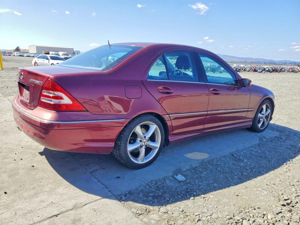 Продажа на аукционе авто 2005 Mercedes-benz C, vin: WDBRF40JX5F582679, номер лота: 67837746