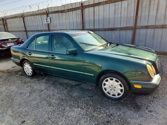 Продажа на аукционе авто 1996 Mercedes-benz E, vin: WDBJF55F2TJ019255, номер лота: 70169896