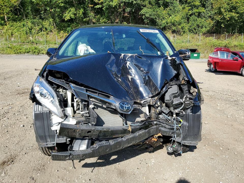 2019 Toyota Sienna მანქანა იყიდება აუქციონზე, vin: 5TDYZ3DC6KS011759, აუქციონის ნომერი: 68410156