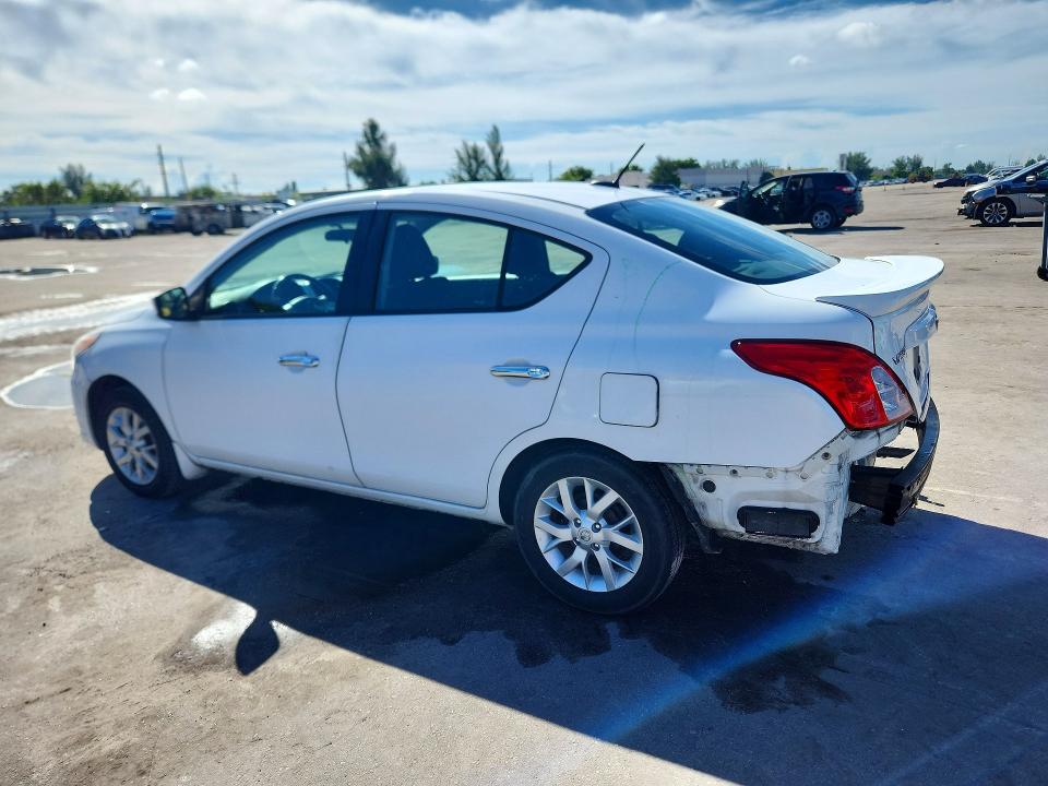 70139066 :رقم المزاد ، 3N1CN7AP6HL867794 vin ، 2017 Nissan Versa مزاد بيع