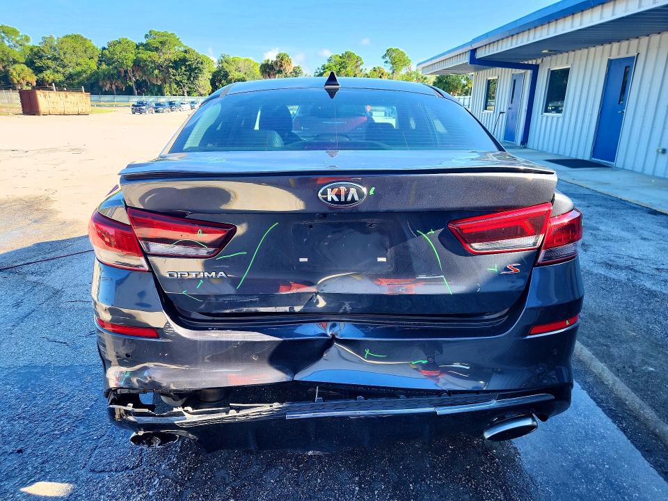 2019 Kia Optima მანქანა იყიდება აუქციონზე, vin: 5XXGT4L33KG327819, აუქციონის ნომერი: 67321896