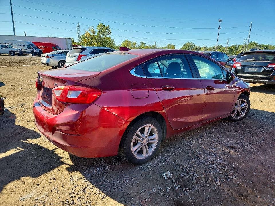 2017 Chevrolet Cruze მანქანა იყიდება აუქციონზე, vin: 1G1BE5SM0H7232701, აუქციონის ნომერი: 70836326